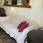 Fraleporte Vintage Apartment